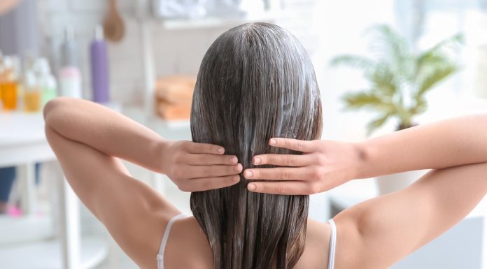 Tani sposób na zwiększenie objętości włosów. Wypróbuj, będą jak od fryzjera
