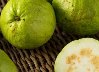 Ten owoc zawiera najwięcej białka. Syci na długo i reguluje poziom cukru