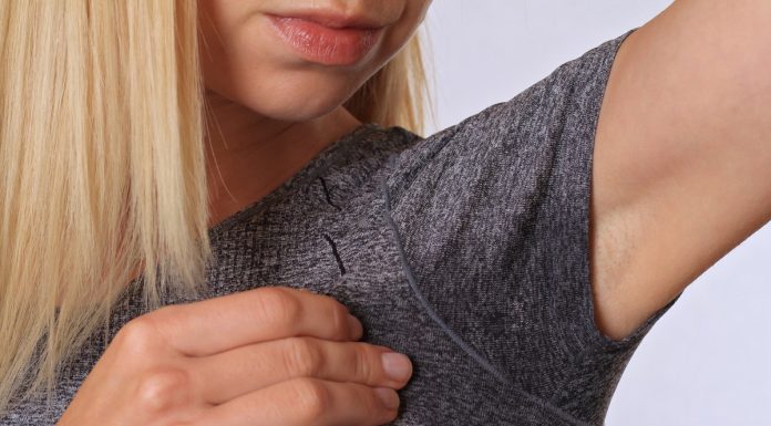 Ten dezodorant działa przez 48 h. Blokuje pot i nieprzyjemny zapach