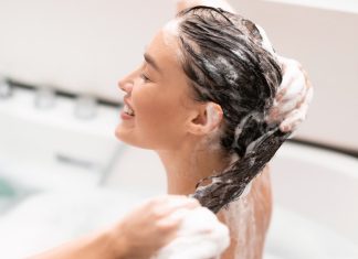 TOP 5 szamponów głęboko oczyszczających – jaki szampon do włosów wybrać, by naprawdę zadbać o skórę głowy?