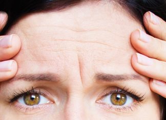 To nowe neuro serum mrozi lwią zmarszczkę. Rozluźnia mięśnie mimiczne i robi wygładzone czoło