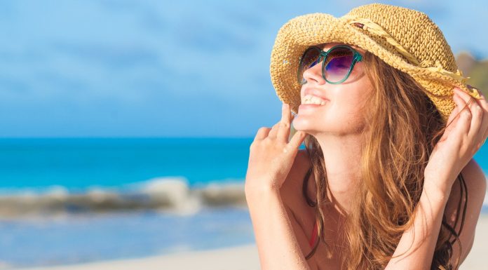 Pielęgnacja włosów latem. Jak chronić je przed słońcem? O tym trzeba pamiętać