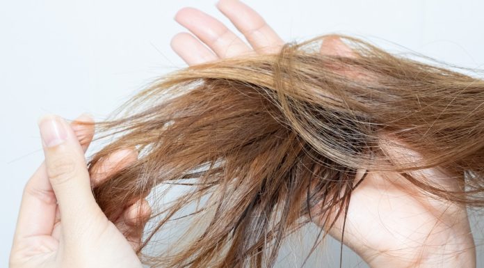 To serum reanimuje końcówki. Przełożysz wizytę u fryzjera i zapuścisz włosy