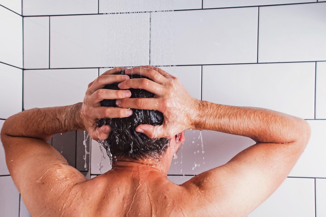 Czy brać zimny problem w upały? Konsekwencje mocno zaskoczą