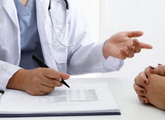 Masz podwyższony cholesterol? Kardiolog błaga, żebyś tego nie robił