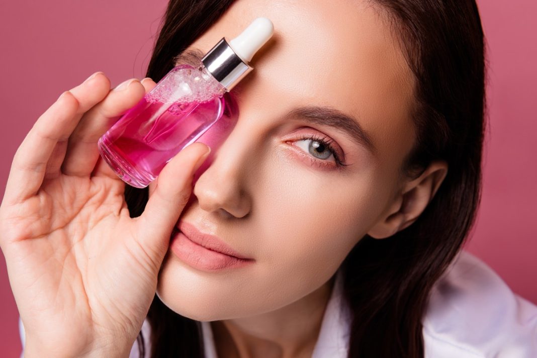 Mało znane, a genialne serum z prebiotykami. Węższe pory, idealny mat