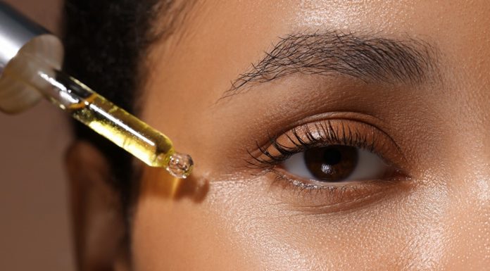 To serum to killer na zaskórniki. Zmniejsza widoczność porów do -75 proc.