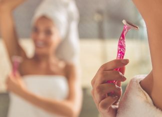 Większość z nas popełnia ten błąd, goląc pachy. To proszenie się o podrażnienia