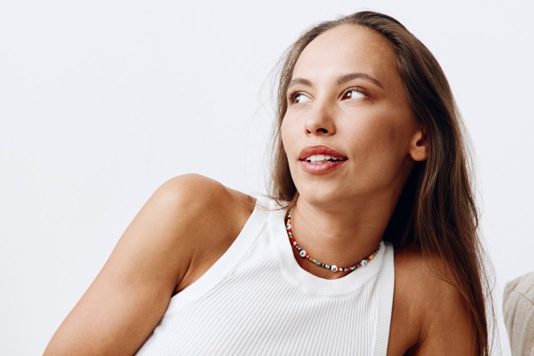 Najlepsze samoopalacze do ciała. Dają efekt muśniętej słońcem skóry