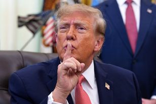 To nie samoopalacz i peruka. Oto tajemnica wyglądu Trumpa
